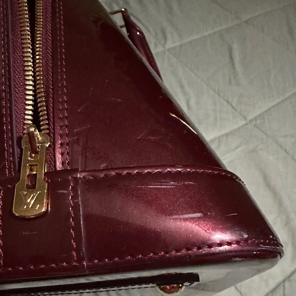 Preowned…Authentic….Excellent DEAL! Louis Vuitton Vernis Alma GM bag! - Picture 13 of 17